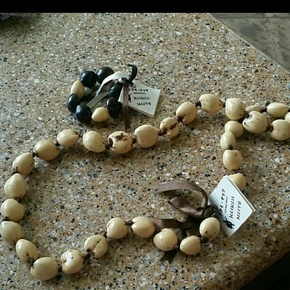Hawaii Bracelet and Necklace SET KUKUI Nuts